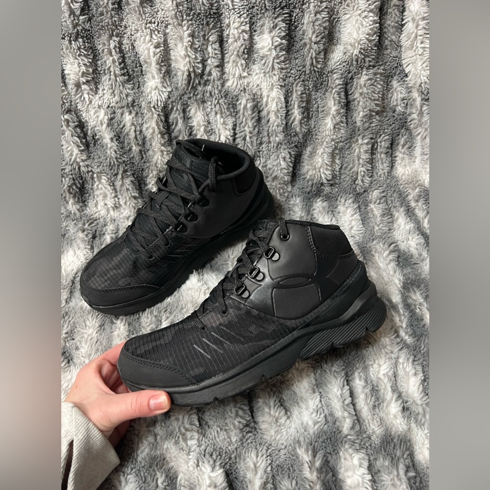 243: Boys Under Armour (Black) High tops